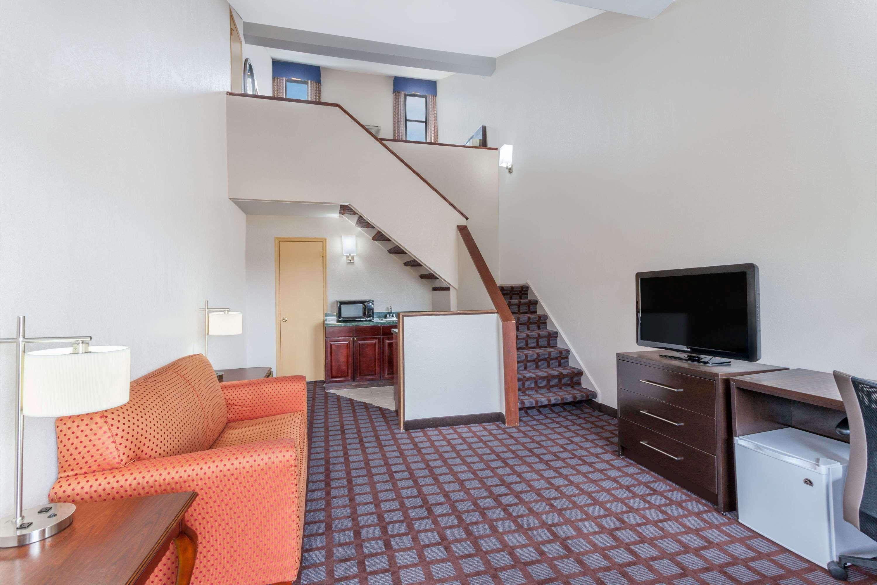 Hotel Days By Wyndham Woodbury Long Island Woodbury (Nassau County)