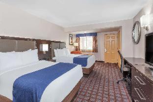Days By Wyndham Woodbury Long Island Hotel 2*