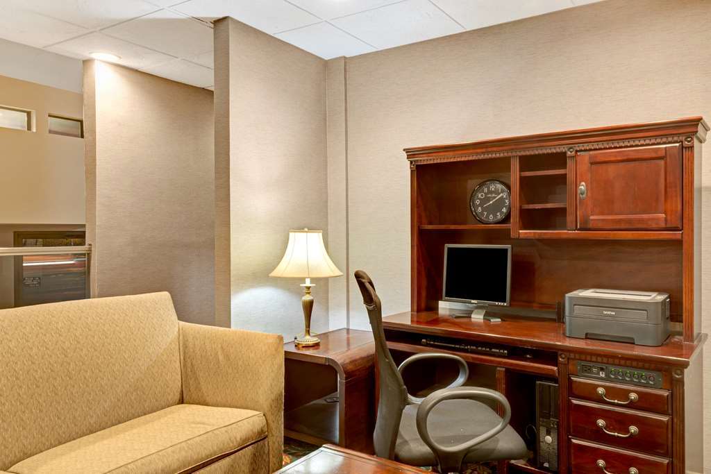 Days By Wyndham Woodbury Long Island Hotel 2*
